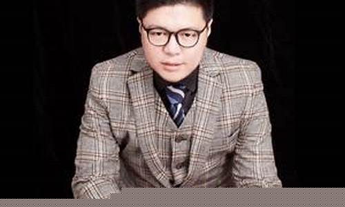 股市直播老白是谁主持的(股市直播老白是谁主持的节目)_https://www.haiwangdasha.com_科创板_第1张